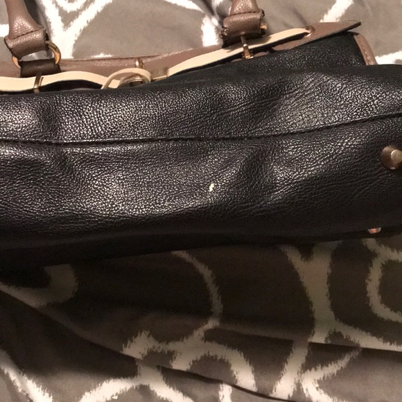 Call it spring purse - Picture 2 of 4